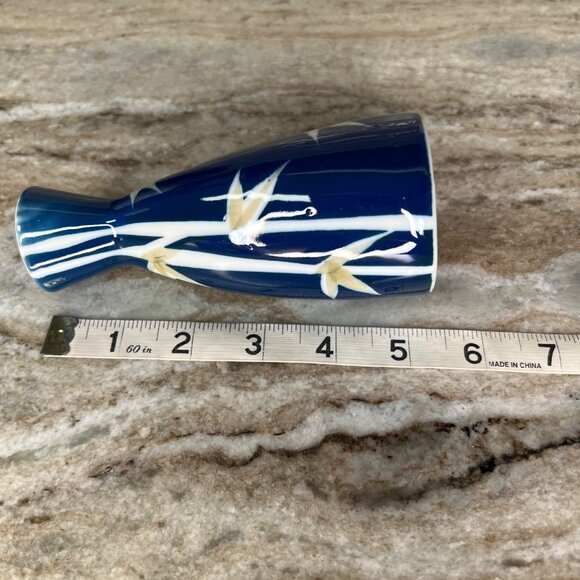 Vintage Takahashi San Francisco Japanese sake flask Vase cobalt blue white - Picture 6 of 7